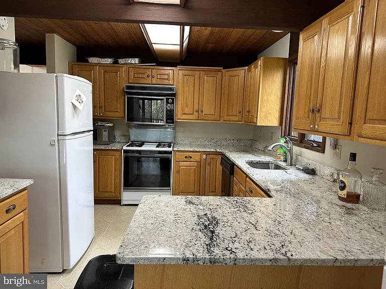 6022 Munson Hill Rd — Photo 19