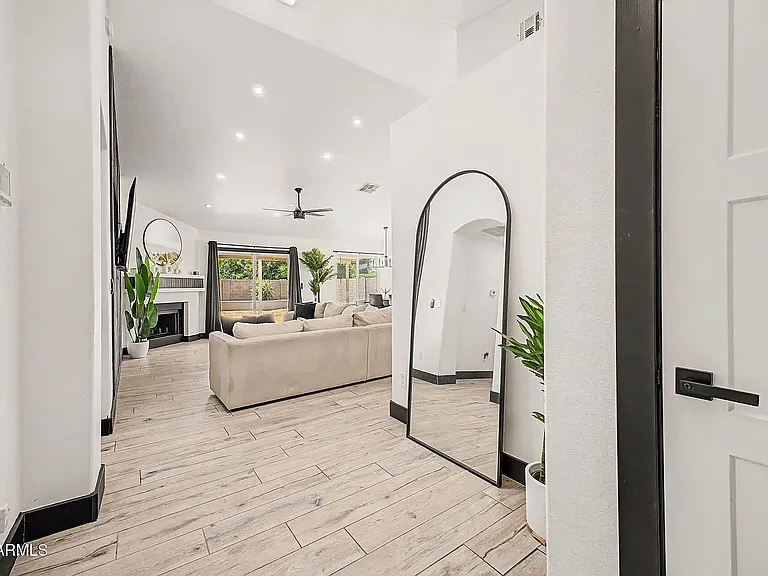 4761 W Ponderosa Ln — Photo 4
