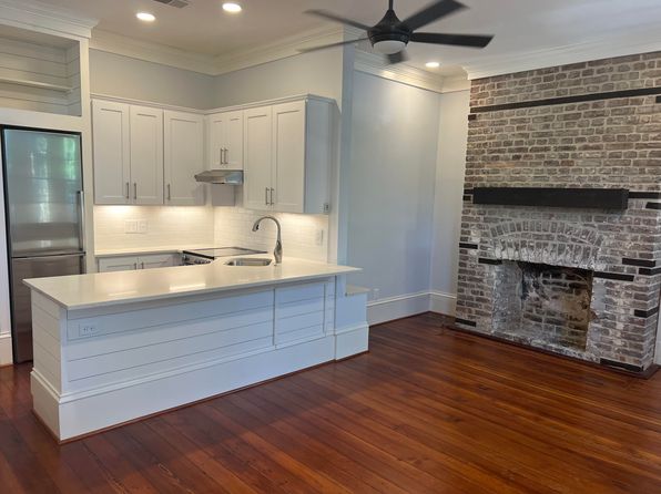 49 Smith St #2A