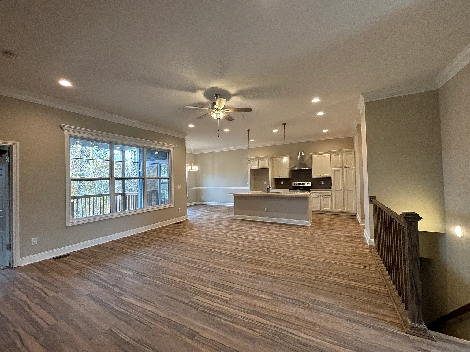 3 bed, 1710 sqft, $2,500 — Photo 4
