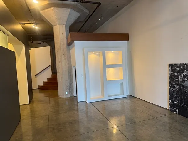 115 W 4th St #3 — Photo 15