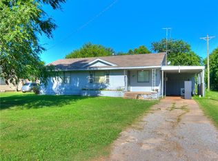 207 SW 5th St, Minco, OK 73059