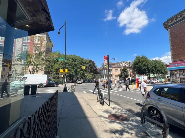 390 Rugby Road image 23 of 29