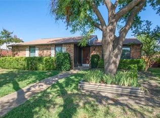 3300 Rose Hill Rd, Carrollton, TX 75007