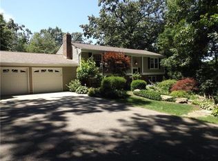 106 Caroline Dr, Valencia, PA 16059