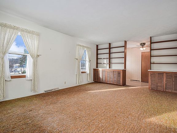 4th image of 25305 Edison Rd