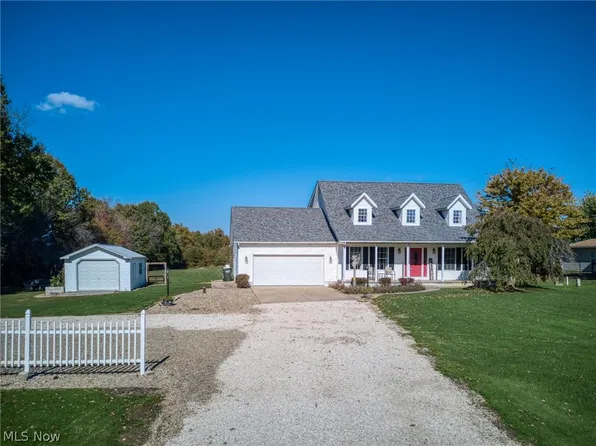 7911 Giddings Rd, Rootstown, OH 44272