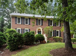 300 Braxton Ridge Ct, Winston Salem, NC 27104