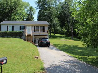8372 Pleasant Valley Dr, Cedar Hill, MO 63016