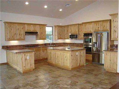 2nd image of 556 Hatfield Ln