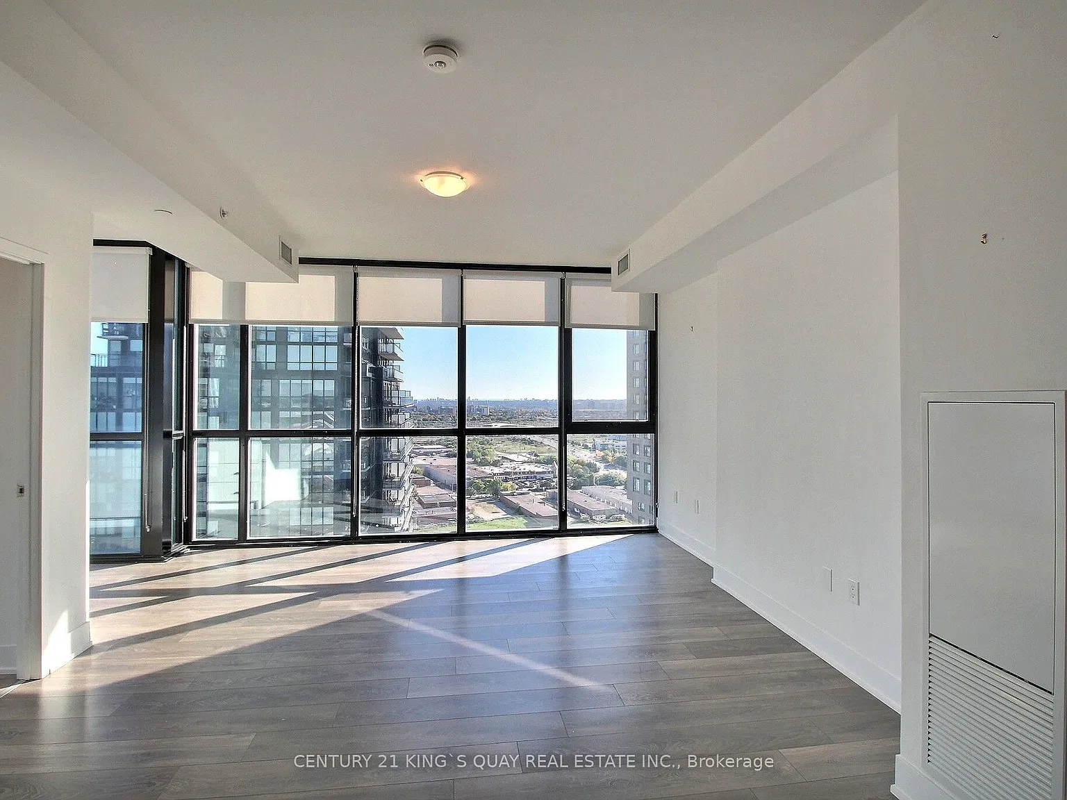 3 bed, $2,680 — Photo 3