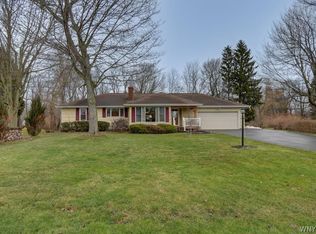 8890 Tonawanda Creek Rd, Clarence Center, NY 14032