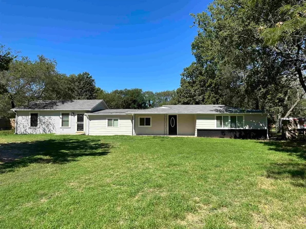8151 S Laura St, Haysville, KS 67060
