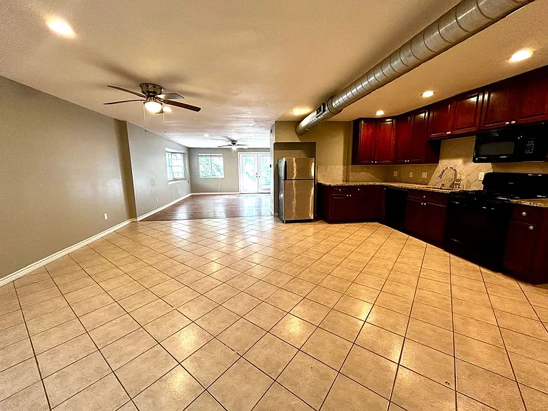 3305 Clawson Rd #C — Photo 16