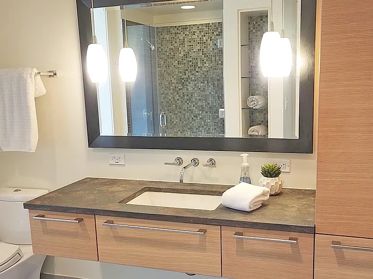 820 Blanchard St #1606 — Photo 15