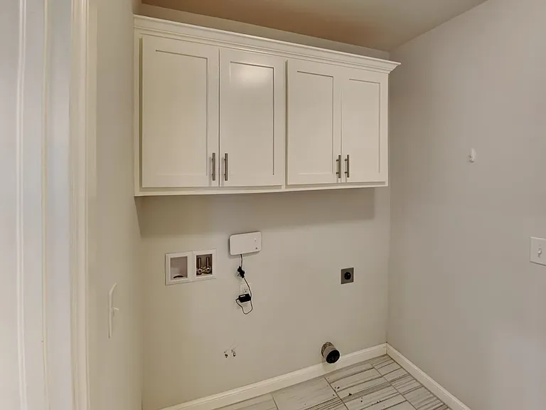 457 Compass Dr — Photo 20