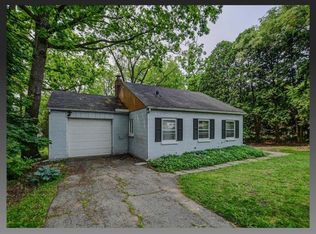 4552 Winnequah Rd, Monona, WI 53716