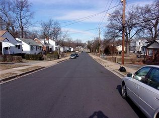 13 Maryland Park Dr, Capitol Heights, MD