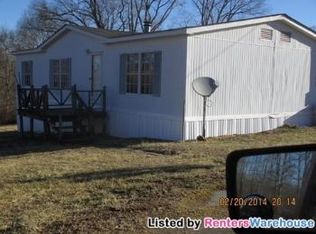 1149 Garton Rd, Burns, TN 37029