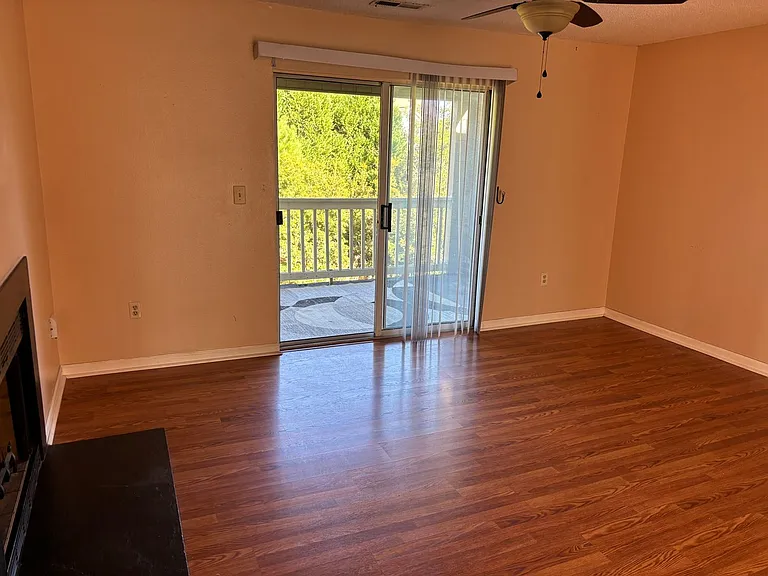 240 E Myrtle Greens Dr — Photo 4