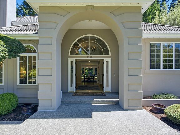 3rd image of 4416 Towhee Drive NW