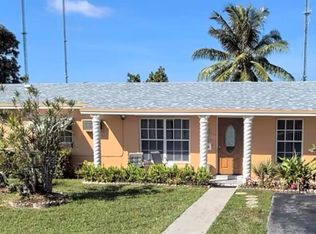 21270 NW Miami Ct, Miami Gardens, FL 33169