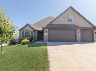 193 Shane Dr, Centerton, AR 72719