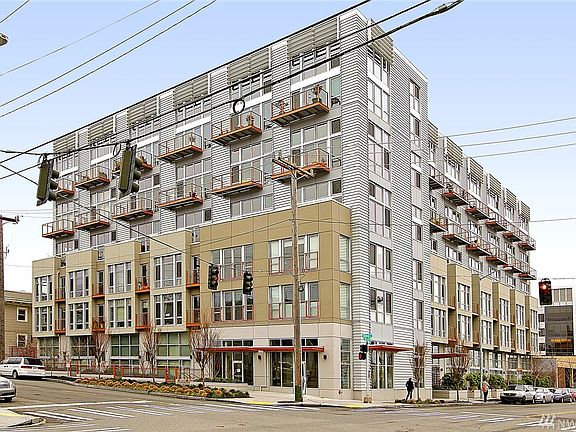 2nd image of 401 9th Ave N Unit 302