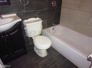 140 Grove St, Brooklyn, NY 11221