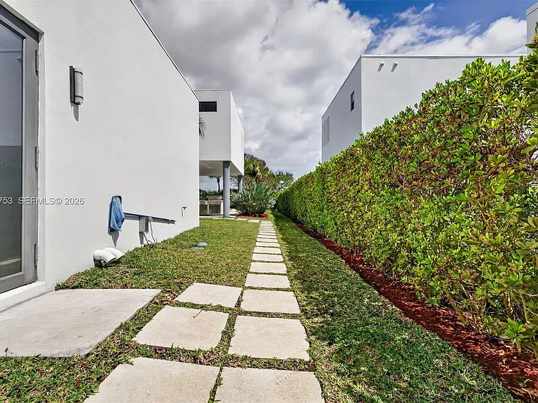16709 Botaniko Dr N — Photo 51