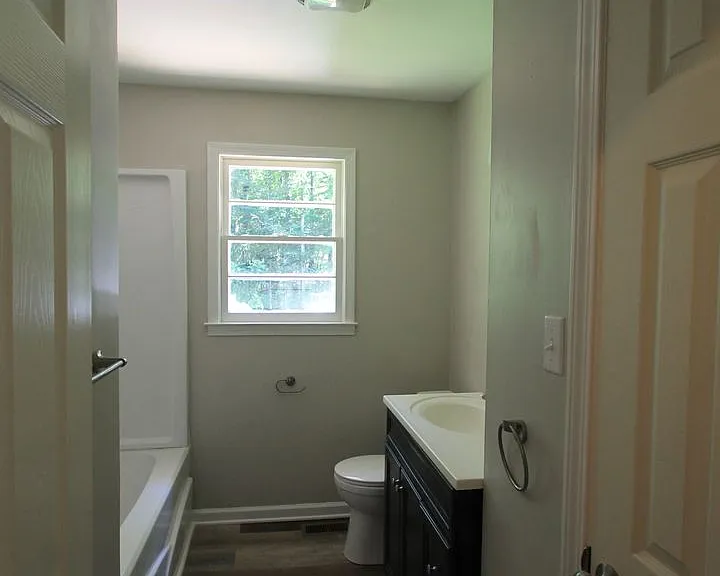 1535 Glasscock Rd — Photo 12
