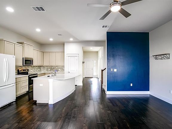 4th image of 13001 Hymeadow Dr #41