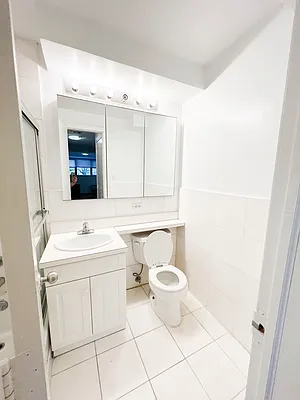 Rented by Metropolitan Property Group | media 4