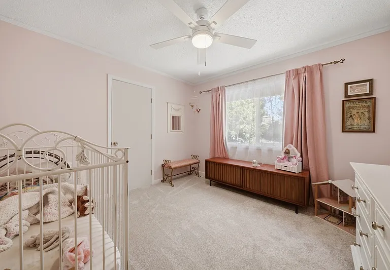 1810 Delaney St — Photo 20