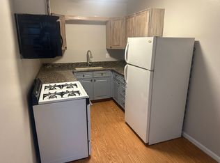 4907 N Illinois Ave, Peoria Heights, IL