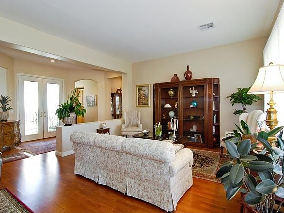 2nd image of 10365 Luna Magico Ave