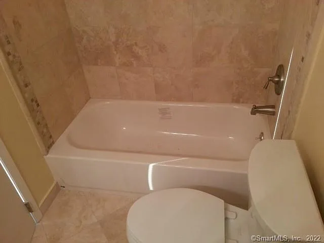 104 North St #604 — Photo 15