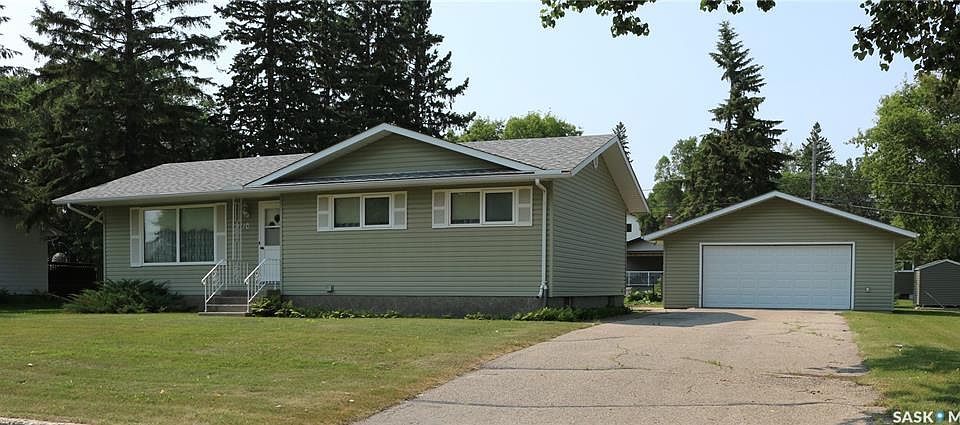 1st image of 1110 Carleton STREET