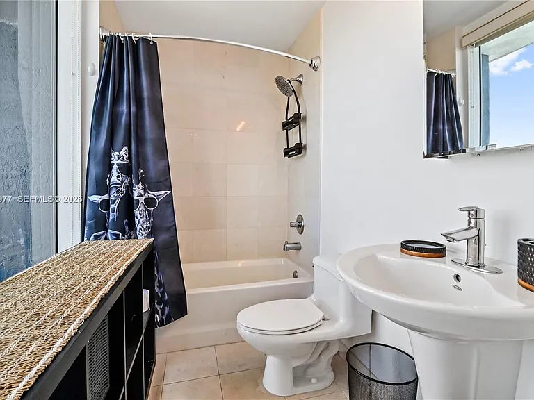 60 SW 13th St #1619 — Photo 9