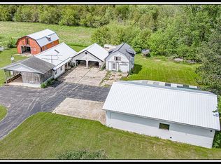 W10706 Sasse Rd, New London, WI 54961