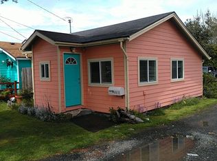 312-316 5th St #2, Seaside, OR 97138