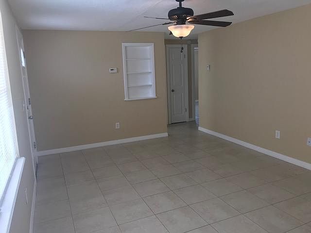 1st image of 3612 Bradford Dr