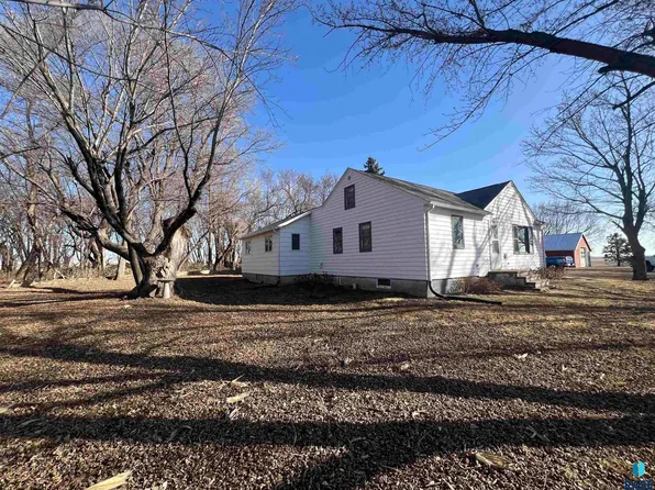 1665 31st St, Ellsworth, MN 56129