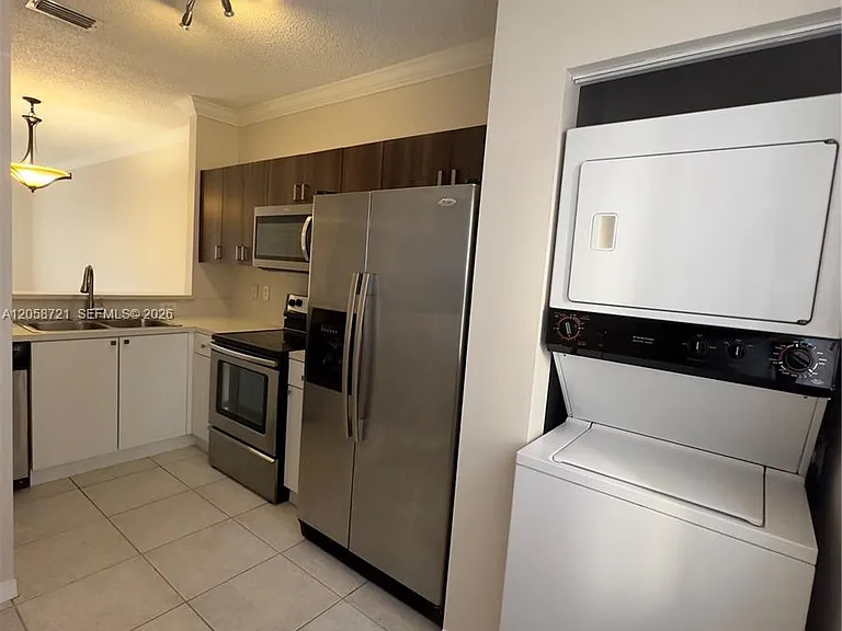 2336 SE 24th Ave #2336 — Photo 4