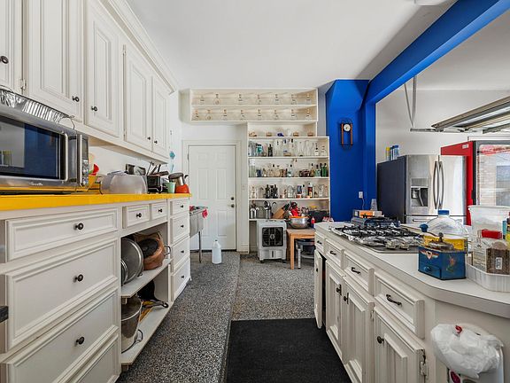 3rd image of 5107 Waterbeck St