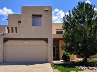 10121 Irbid Rd NE, Albuquerque, NM 87122