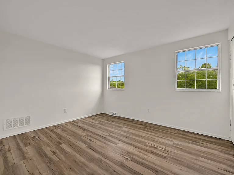 1562 Hedwig Dr — Photo 27