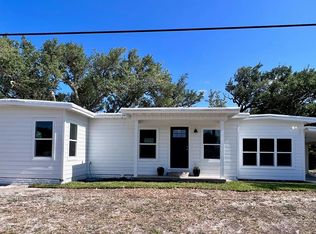 501 W Liberty St, Rockport, TX 78382