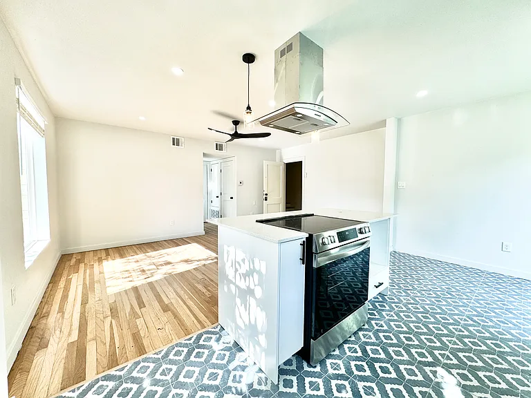 3300 Tom Green St #1 — Photo 3