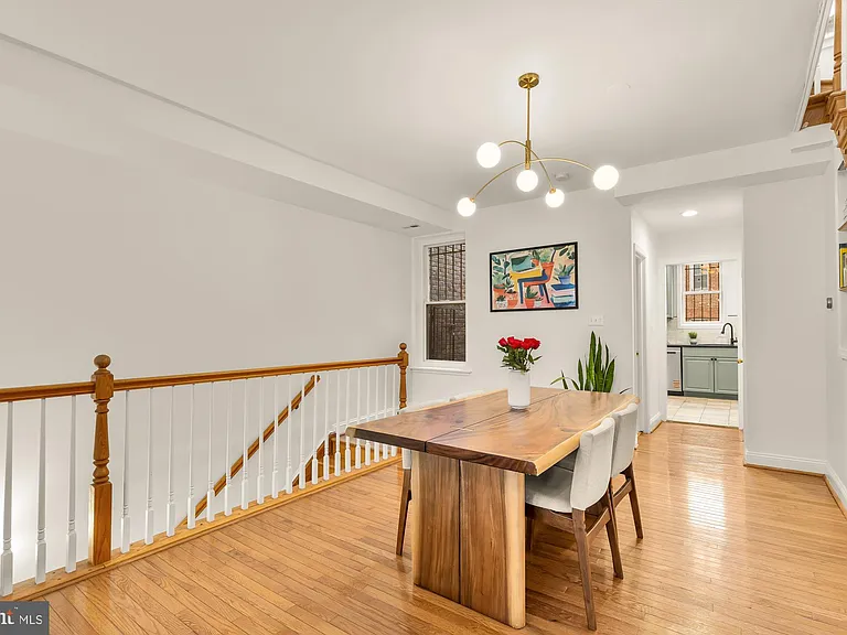 1017 Monroe St NW #2 — Photo 8